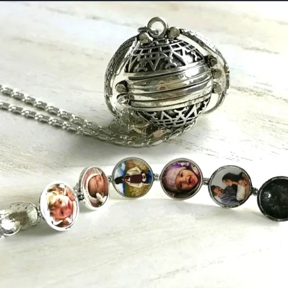 Silver Photo Locket Necklace - Picture 1 of 7